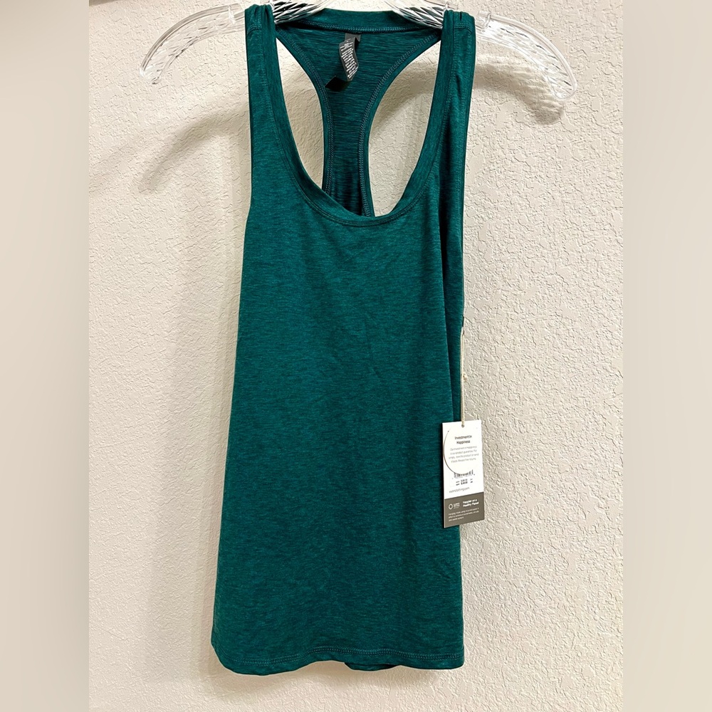 Vuori Lux Performance Tank - Size S - Ivy Heather